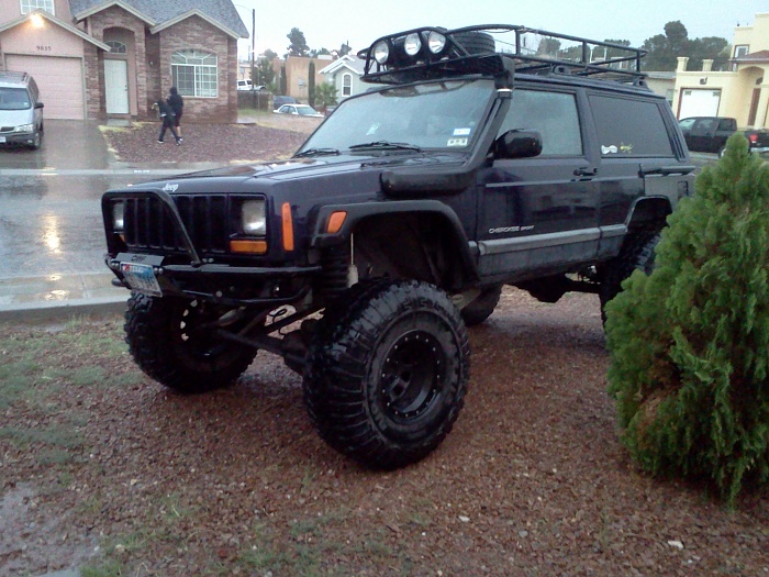 post the favorite picture of your jeep.-091013190601.jpg