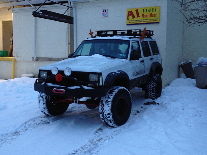 your jeep in the snow-image-569652331.jpg