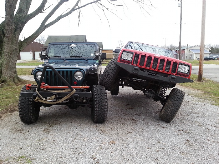 tire stacking pictures-forumrunner_20131222_174710.jpg