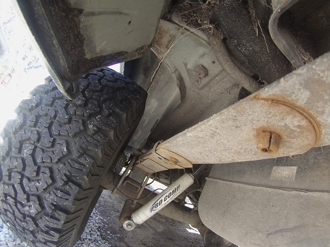 What did you do to your Cherokee today?-jeep-bumpetr-036-flat-spring-2.jpg