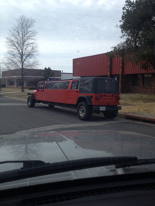 What did you do to your Cherokee today?-jeep-limo2.jpg