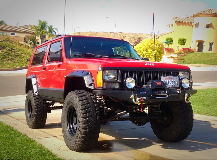 the RED xj club-image-357818131.jpg