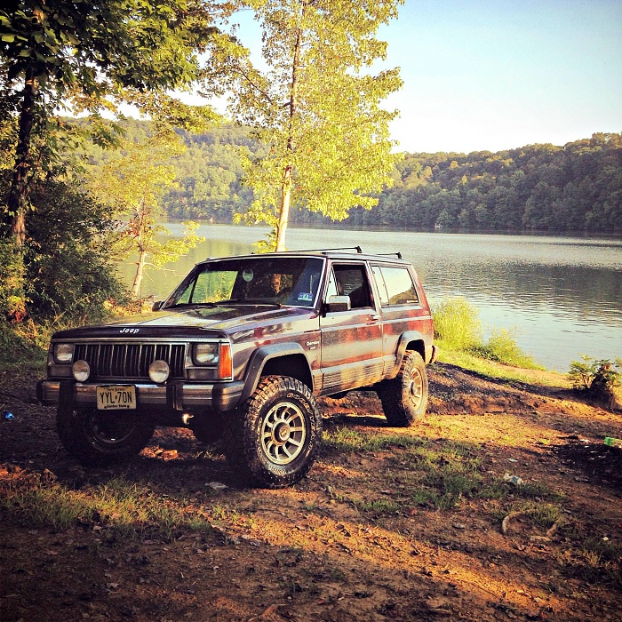 post the favorite picture of your jeep.-hvxcp1h.jpg