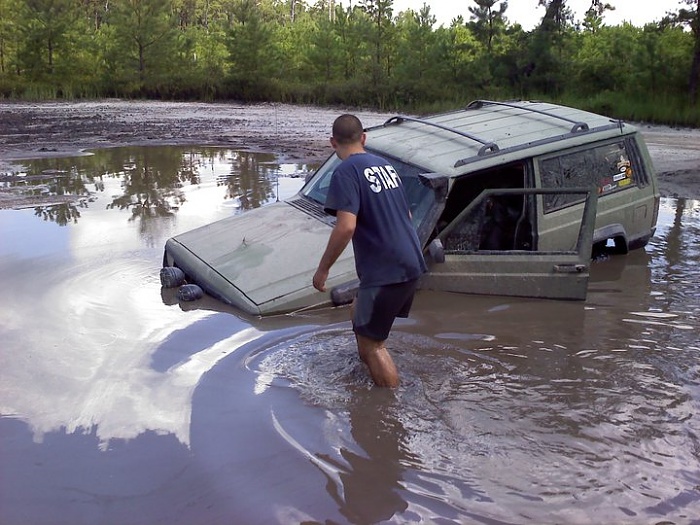 post the favorite picture of your jeep.-39659_147723448578503_100000225474726_462070_1018748_n.jpg