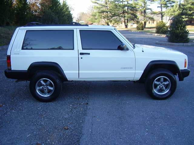 2 door cherokee club-2000-cherokee-2-door-4.0l-auto-013.jpg