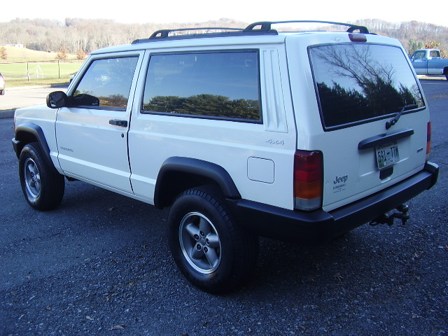 2 door cherokee club-2000-cherokee-2-door-4.0l-auto-008.jpg