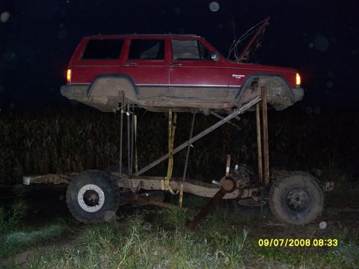 BODY LIFT!-liftedjeep.jpg