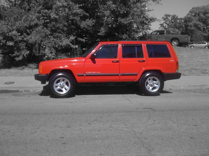 the RED xj club-jeep.jpg