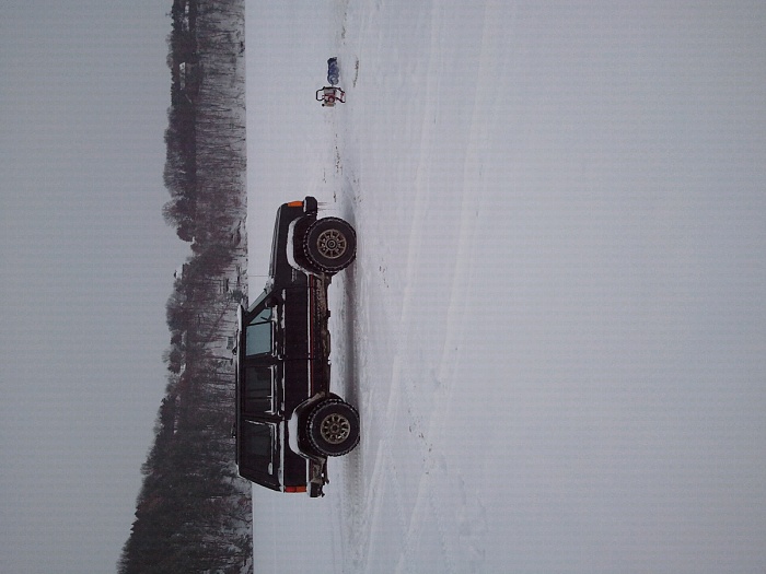 Pictures of Your XJ in snow-forumrunner_20110111_172147.jpg