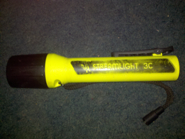 Finally decided on my maglight placement-forumrunner_20110115_163208.jpg