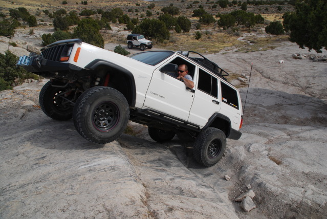 stock to beast!!! lets see some pics of the best stock xj to beastxj!!-dsc_0864.jpg