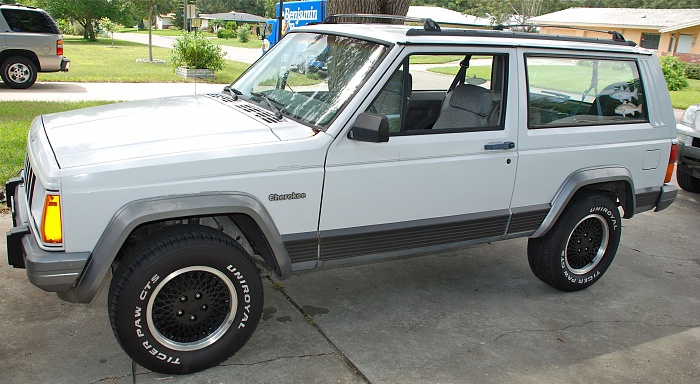 2 door cherokee club-post-paint-2.jpg