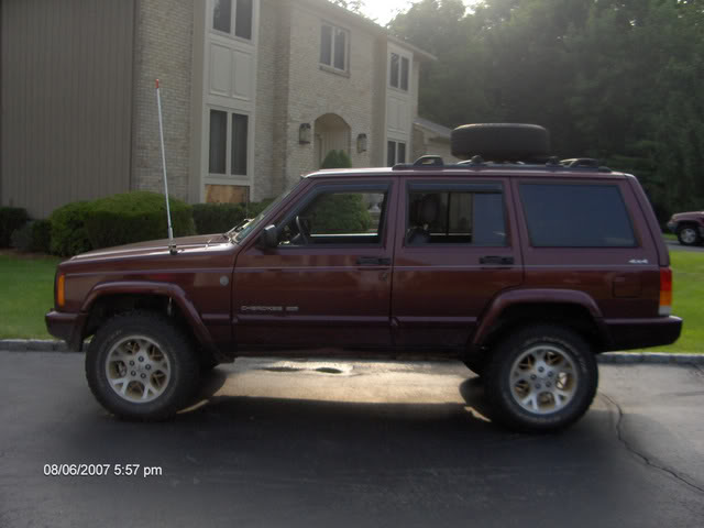 Name:  JeepXJLift002.jpg
Views: 532
Size:  40.8 KB