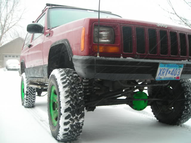 Name:  xmaslightsandjeep034.jpg
Views: 26
Size:  50.0 KB