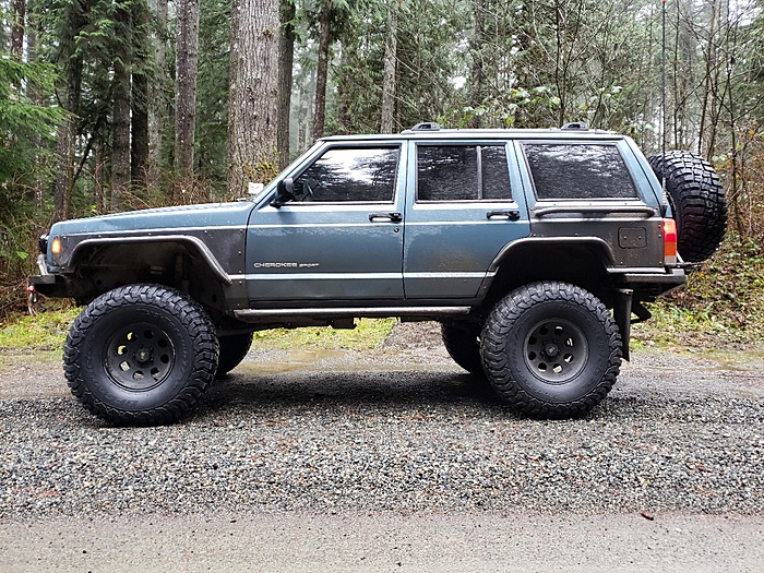 stock to beast!!! lets see some pics of the best stock xj to beastxj!!-ognss0h.jpg