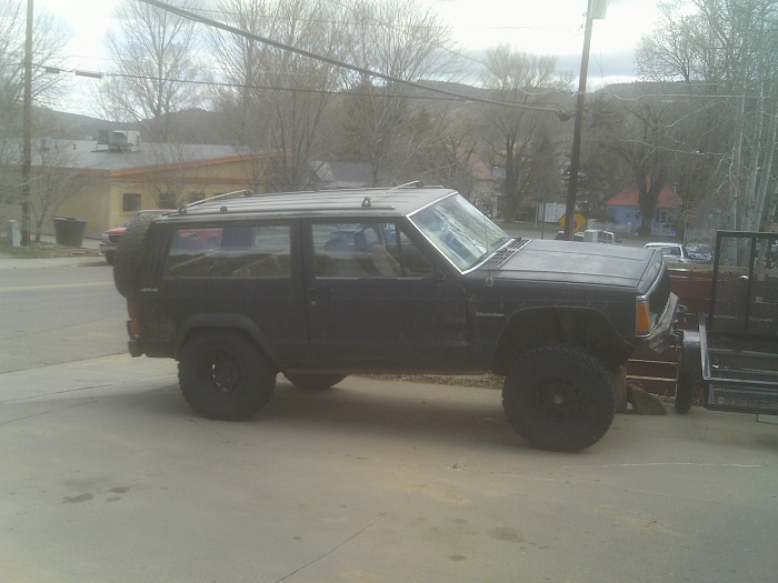 flex pics-jeep-parking.jpg