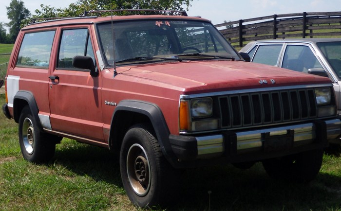 2 door cherokee club-dsci1173etd.jpg