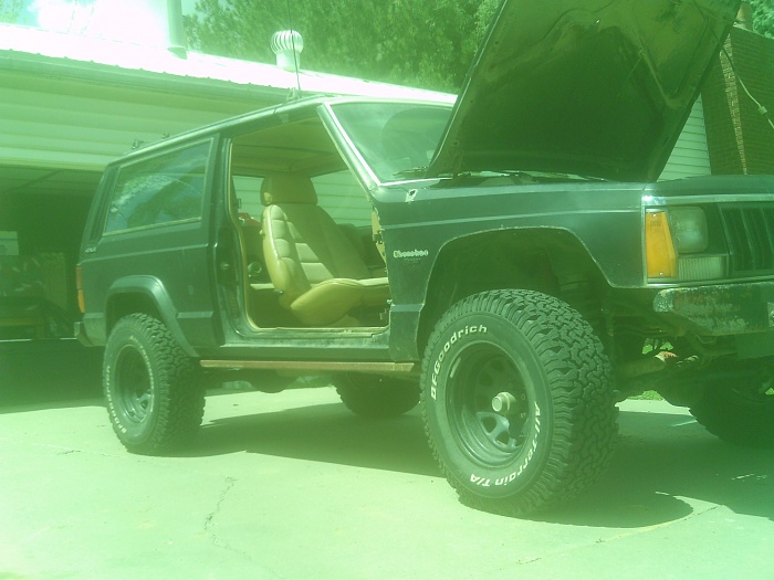 2 door cherokee club-doorless.jpg