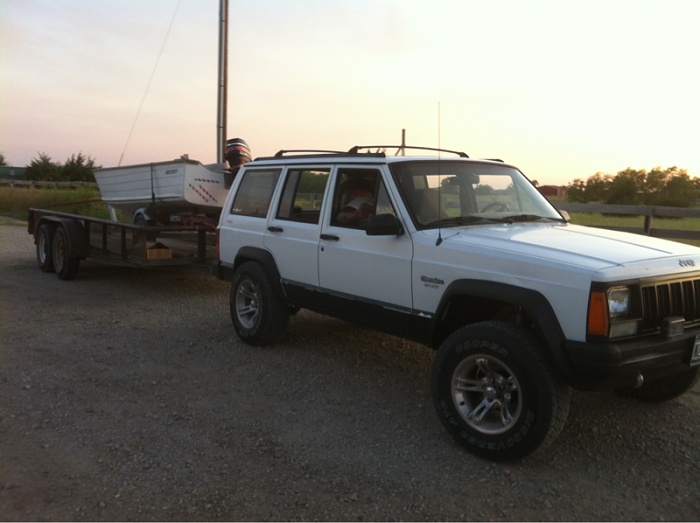 pics of an xj towing-image-3291927120.jpg