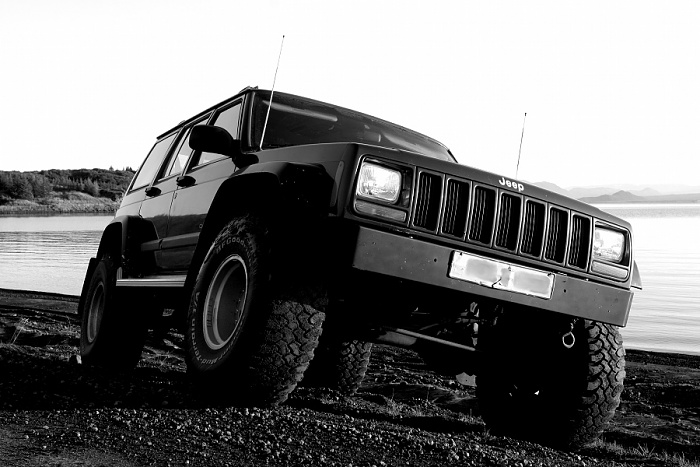 post the favorite picture of your jeep.-img_2530_bw_900.jpg