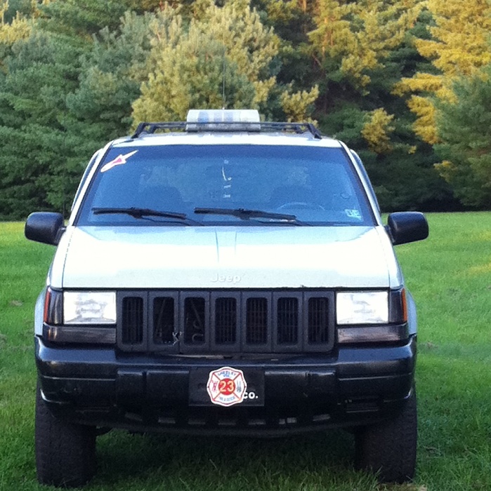 post the favorite picture of your jeep.-jeeeeeeeep.jpg