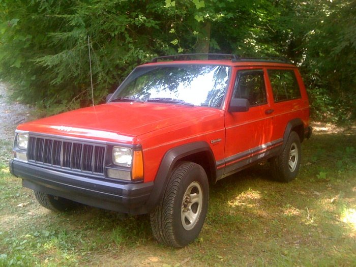 2 door cherokee club-image-2881100711.jpg