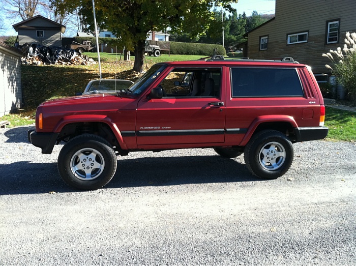 2 door cherokee club-image-443771572.jpg