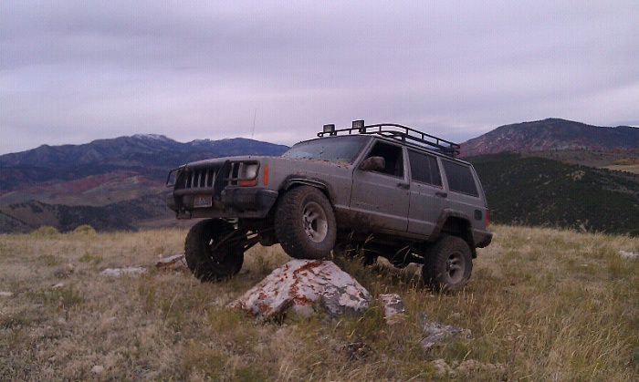 post the favorite picture of your jeep.-forumrunner_20111116_222451.jpg