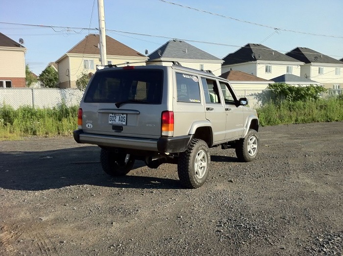 Jeep stuck after lift?-img_0093.jpg