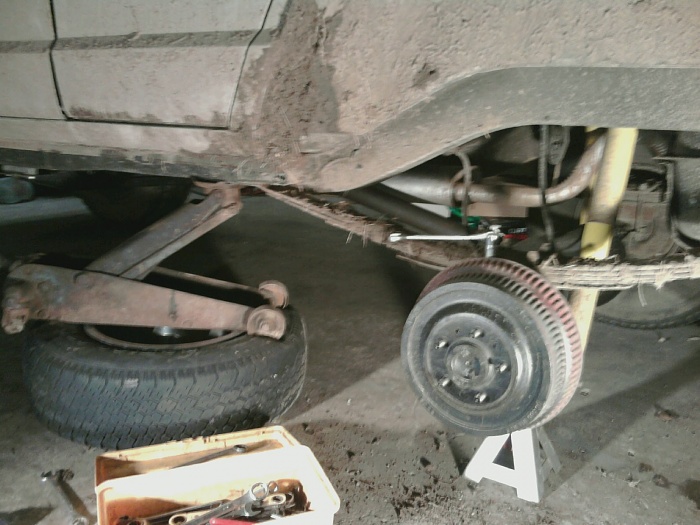 What did you do to your Cherokee today?-step-1-drop-axle.jpg