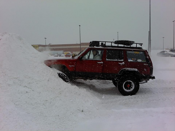 the RED xj club-398704_3161656483486_1327535561_33268775_881893709_n.jpg