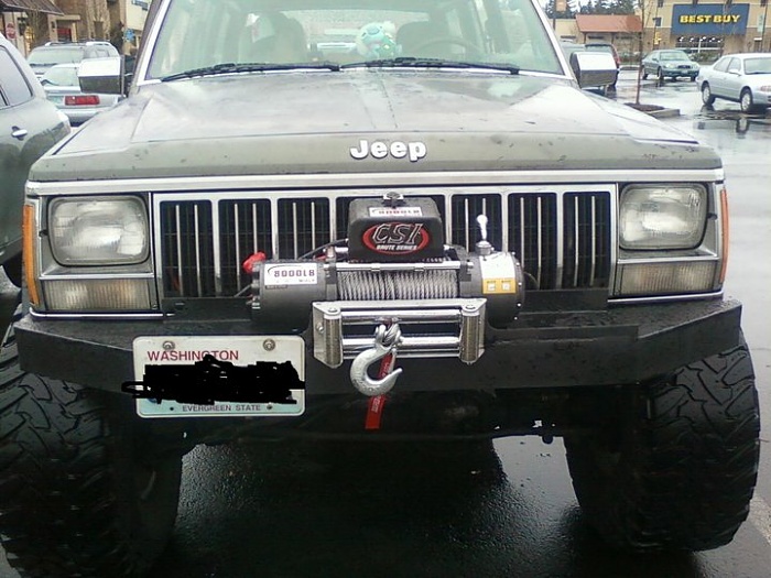 need a front winch bumper-jeep-bumper.jpg