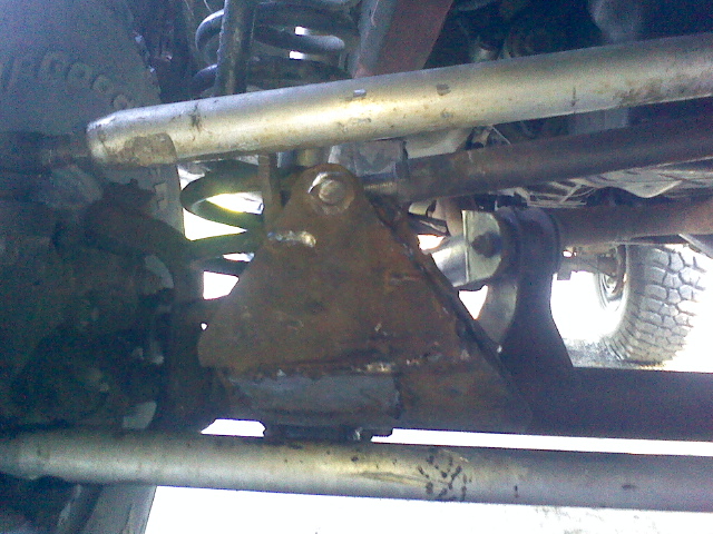 Track bar bracket help!-0828131800.jpg