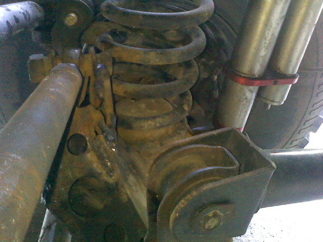 Track bar bracket help!-0828131801.jpg