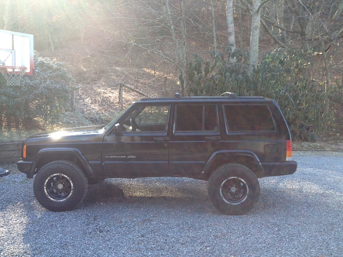 XJ 33s with 3 inch lift-image-1029608774.jpg