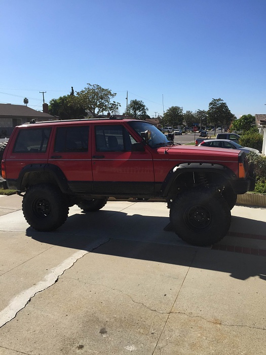 stock flares compared to bushwackers-jeep-brackets.jpg