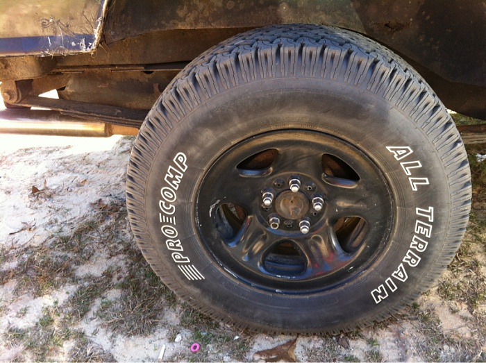 30x9.5x15 Tires-image-2839744450.jpg