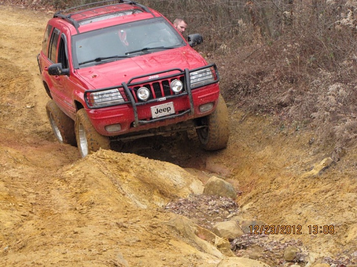 Post your lifted ZJ/WJ-60988_10200319479448875_1233078556_n.jpg