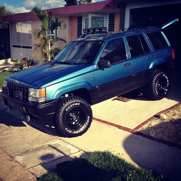 Post your lifted ZJ/WJ-grand-cherokee.jpg