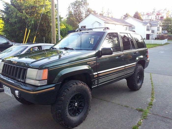 Post your lifted ZJ/WJ-10250134_10154166063190327_5302906778816609242_n.jpg